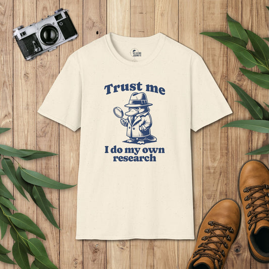 Platypus Retro Cartoon I do my own research Graphic T-Shirt