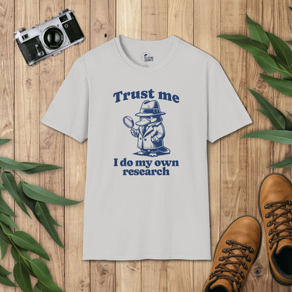 Platypus Retro Cartoon I do my own research Graphic T-Shirt